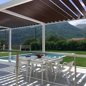 https://villa-eugenie.fr-provencehotel.com